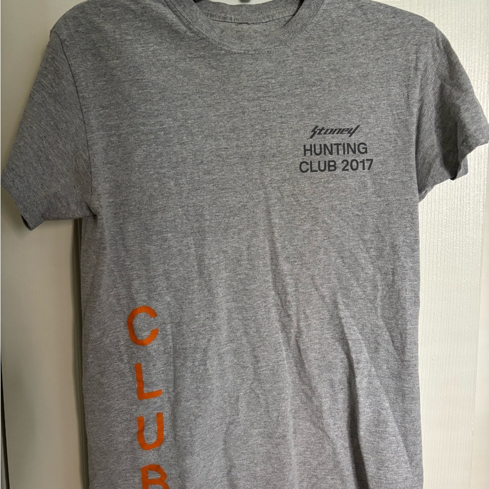 Gray Post Malone “Stoney” Hunting Club Tour 2017 T-Shirt Size Small